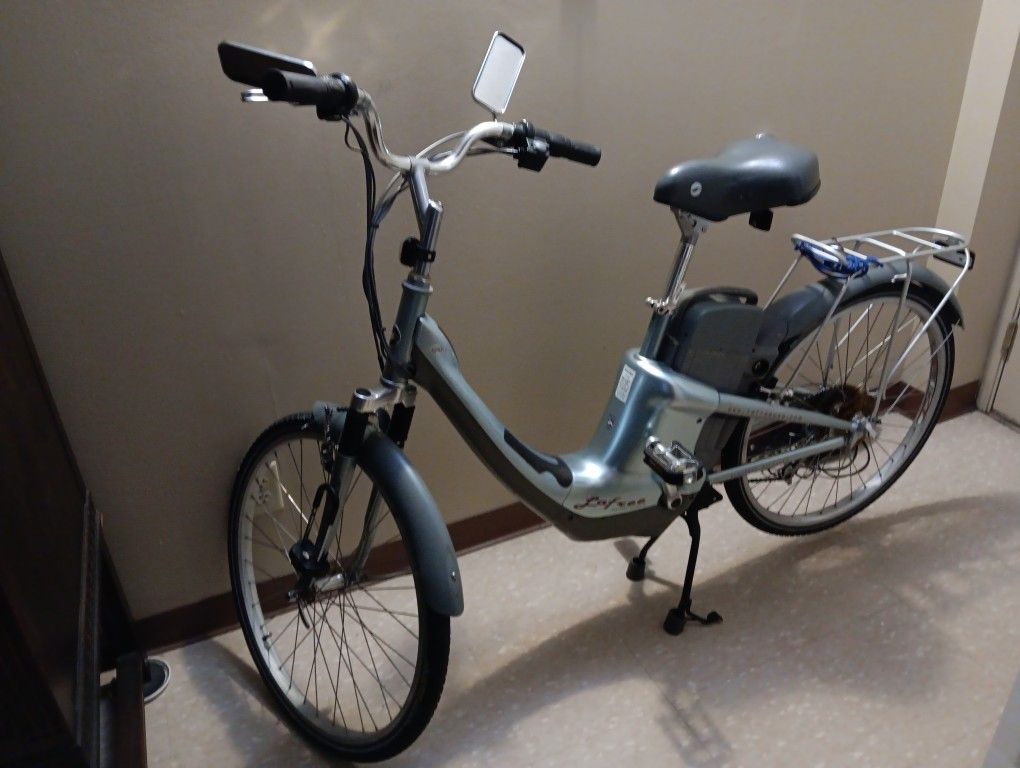 Electric La Free Giant Bicycle From 1990 For Sale 700 Dollar