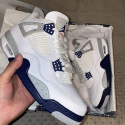 Jordan 4 Midnight Navy