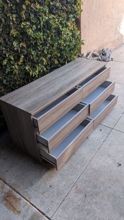 6 Drawer Dresser - CAN DELIVER