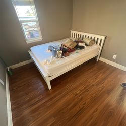 Queen Bed