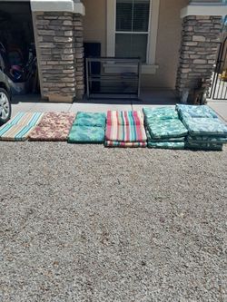 1, 2 or 3 Outdoor Patio Chair Double Cushions Seats And Backs $5-$20 single/pair/set See All Photos Read Description