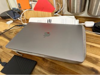 Apple 13” MacBook Air M1 8gb/256GB