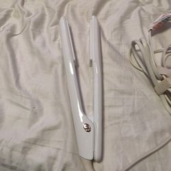 T3 Hair Iron