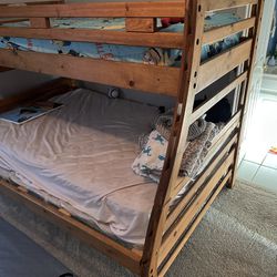 Twin over Full Wood Bunk Bed 