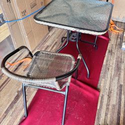 Square Tempered Glass Indoor/Outdoor Bistro Table with Rattan Edging