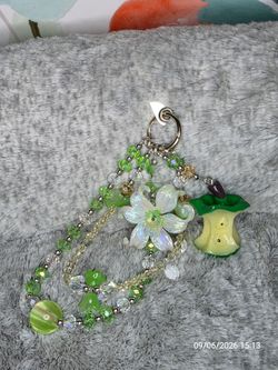 Phone Charm Light Green with Flower and Green Apple