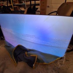 Samsung QLED 82" Flat Smart TV 2018