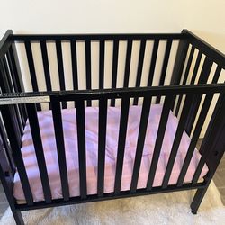 Mini Crib