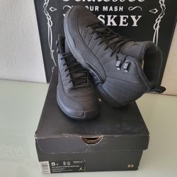 JORDAN 12🔥WINTER(BRAND NEW)SIZE 5 YOUTH