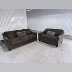 Comfy Gray Sofa Set 
