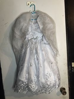 First communion dresse Size 3