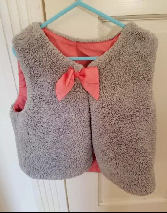 vest size 4 years girl