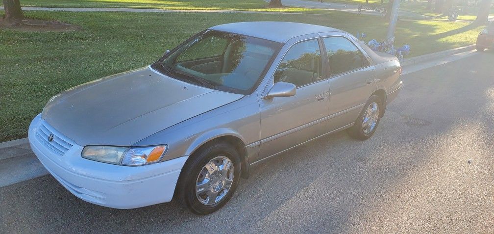 1998 Toyota Camry