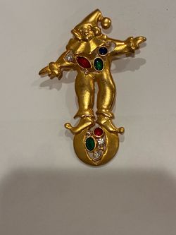 Gold Tone Jester Clown Brooch Pin