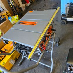 RIDGID 15 Amp 10 in. Portable Corded Pro Jobsite Table Saw with Stand