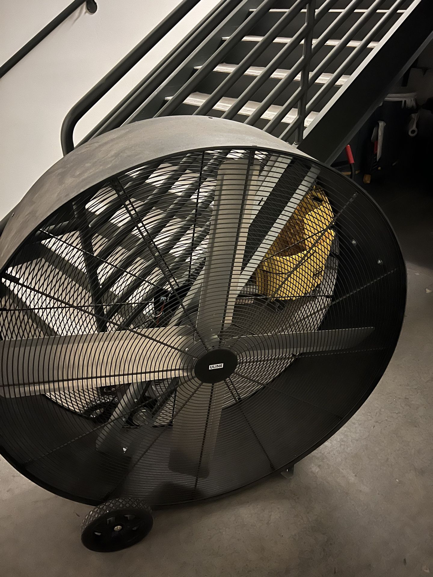 48 in Uline Fan