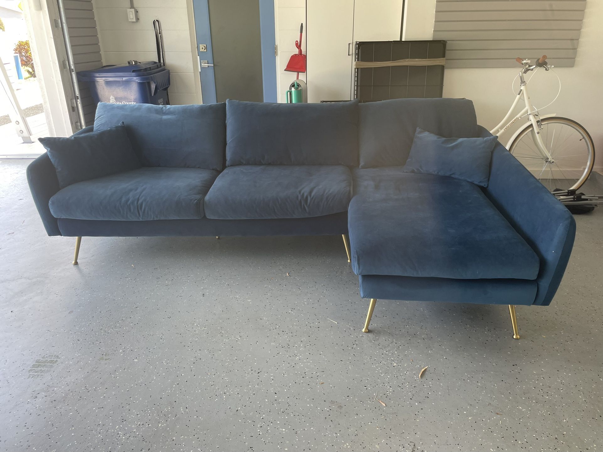 Sectional Sofa