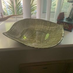 Green Leaf Dish