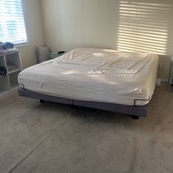 King Size Reverie Electric Adjustable Bed Base – Excellent Condition