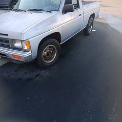 1991 Nissan Truck