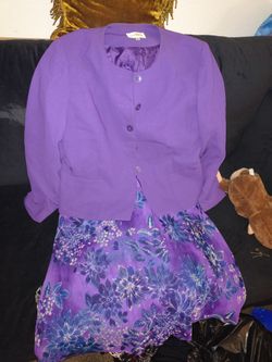 New (2) PC. Women's Blouse & Skirt Studio 1 (18)