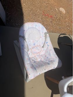 Baby rocker chair
