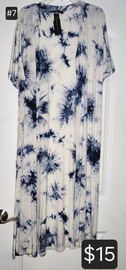 Blue and white kimono