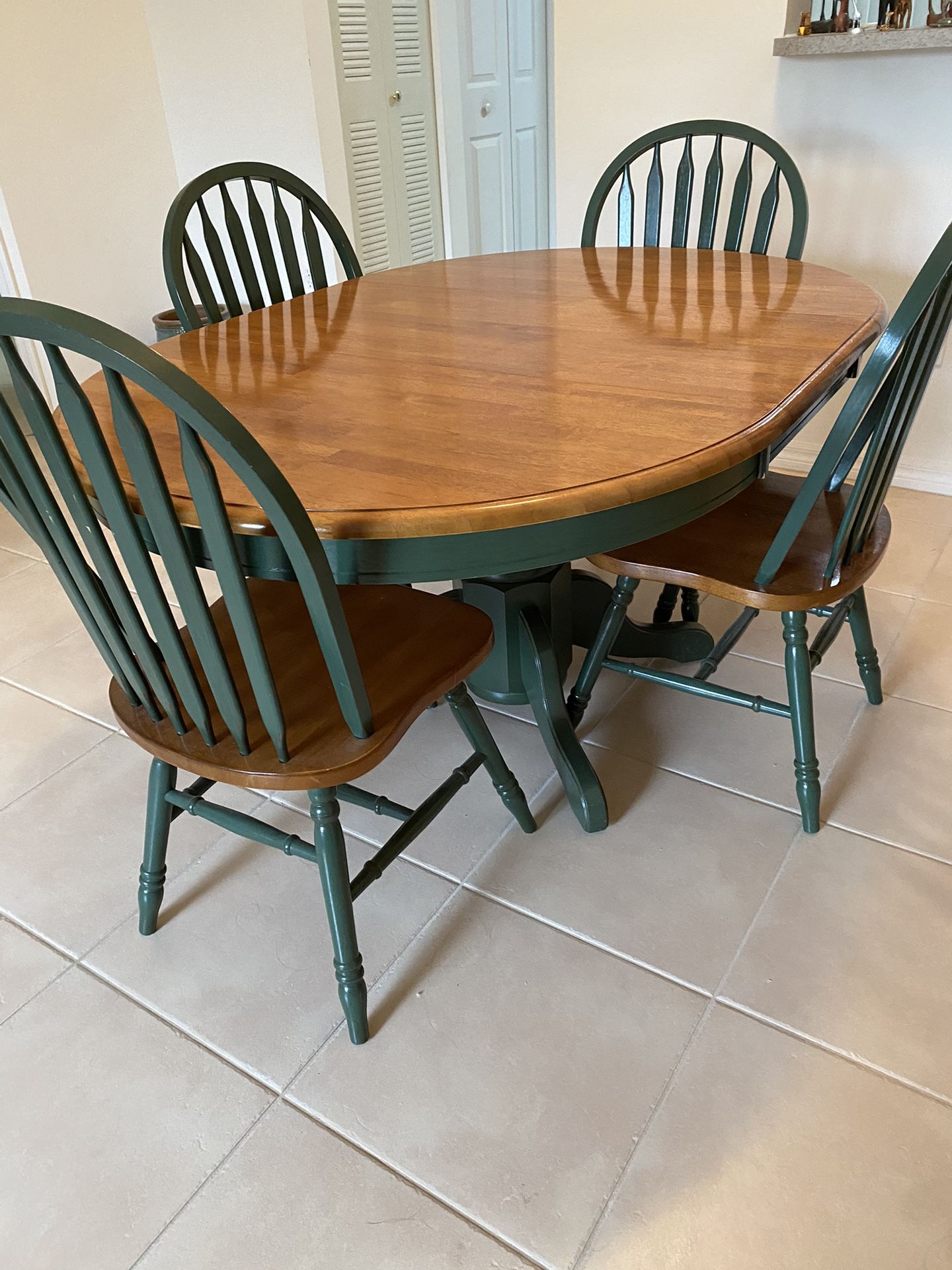 Arden Macys Furniture Round Dining Table Mandeville Macy's