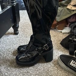 Black Shiny Chunky Boots