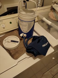 Aircast cryo cuff gravity cooler for your knee pains
