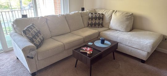 Hot Free Moving Sale