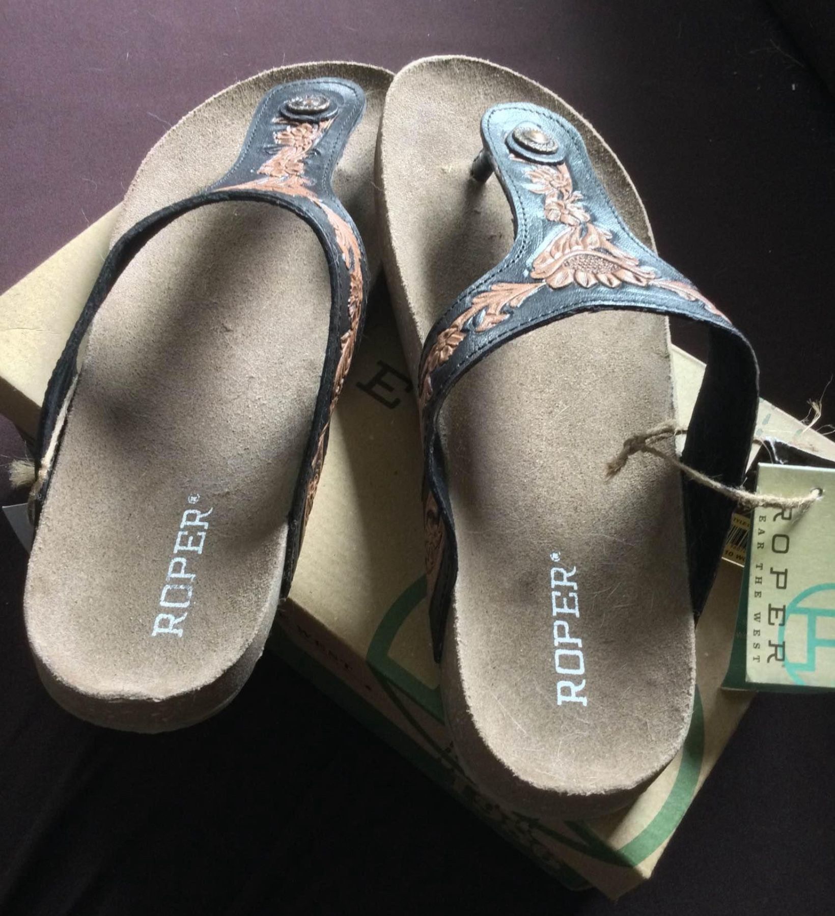 New Roper Women’s Miranda Flip Sandals – Tan – Size 10