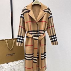 Burberry coat 