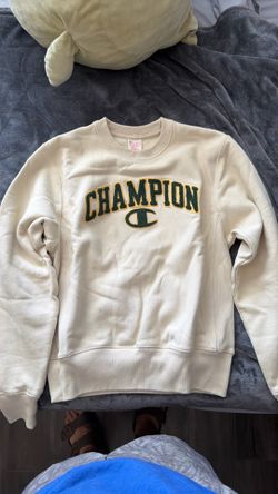 Champion Sweater Small