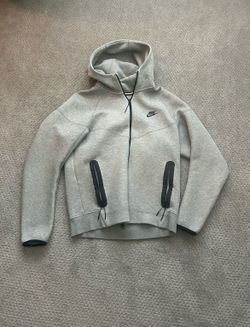 Nike tech