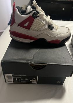 Jordan 4 Fire Red Size 11C