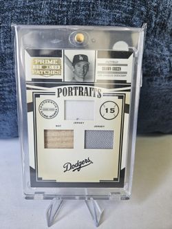 2005 Donruss Prime Patches - Portraits Shawn Green #P-13 Triple Swatch Prime/150