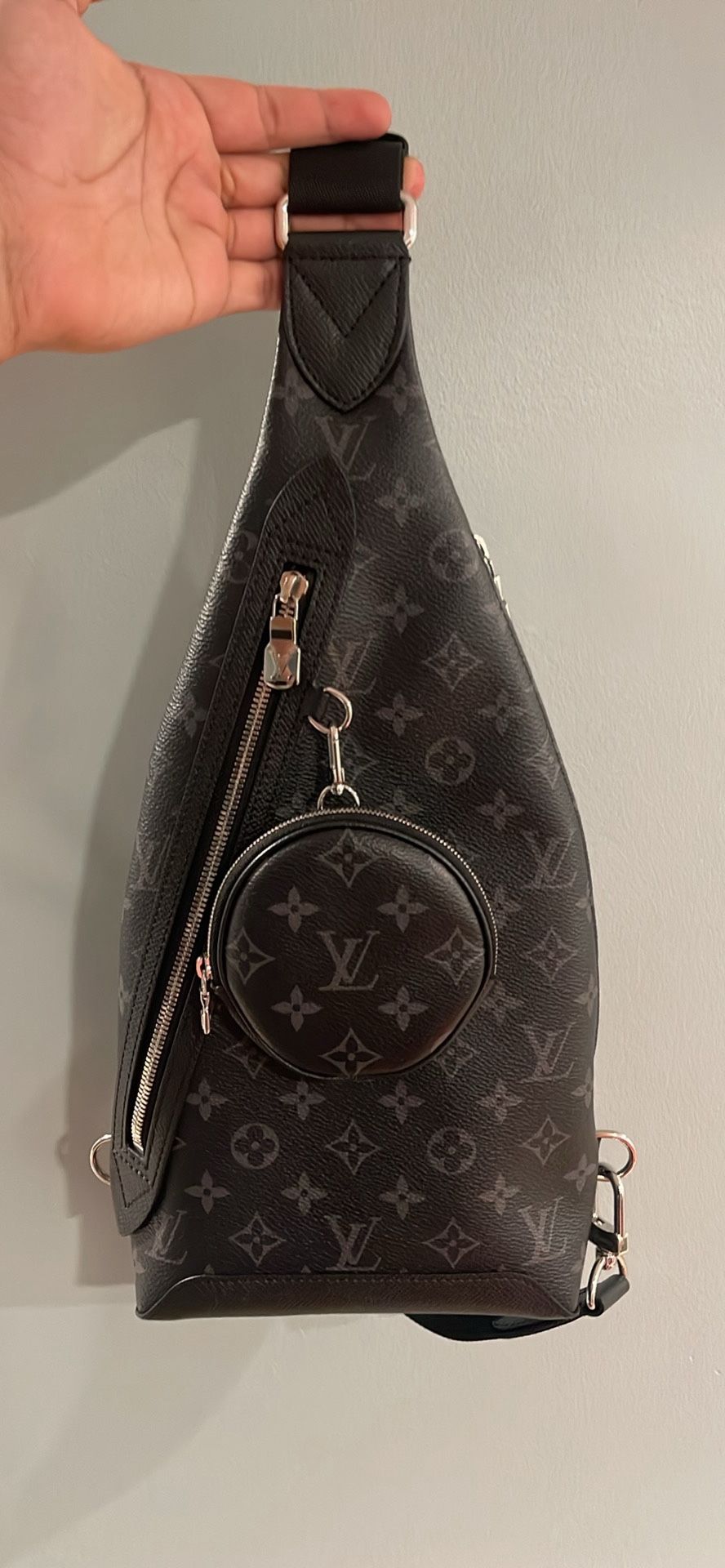 Louis Vuitton Unisex Sling bag