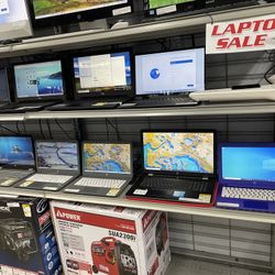 Laptop With 🔌  Charger On Sales 