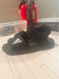 Size 3 adidas’s boy sandals.