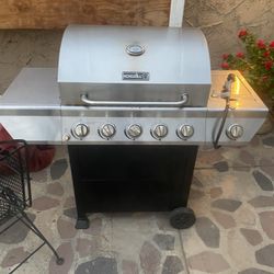 Nexgrill BBQ Grill And Tank 