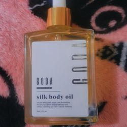GODA ( Women's Pheromone Oil )