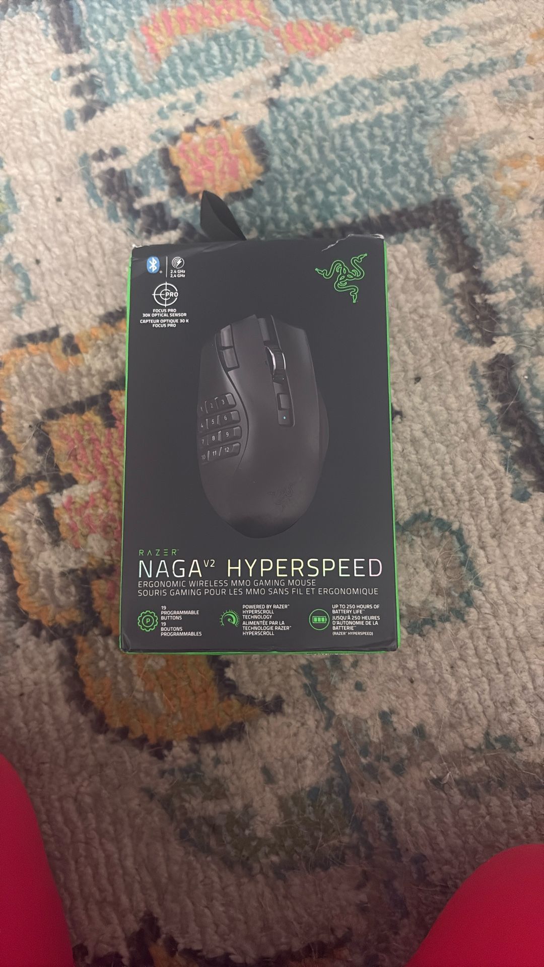Naga V2 Ergonomic Wireless Gaming Mouse