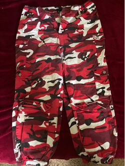 Red camouflage pants