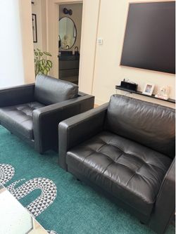 Leather Chairs - set of 2x
