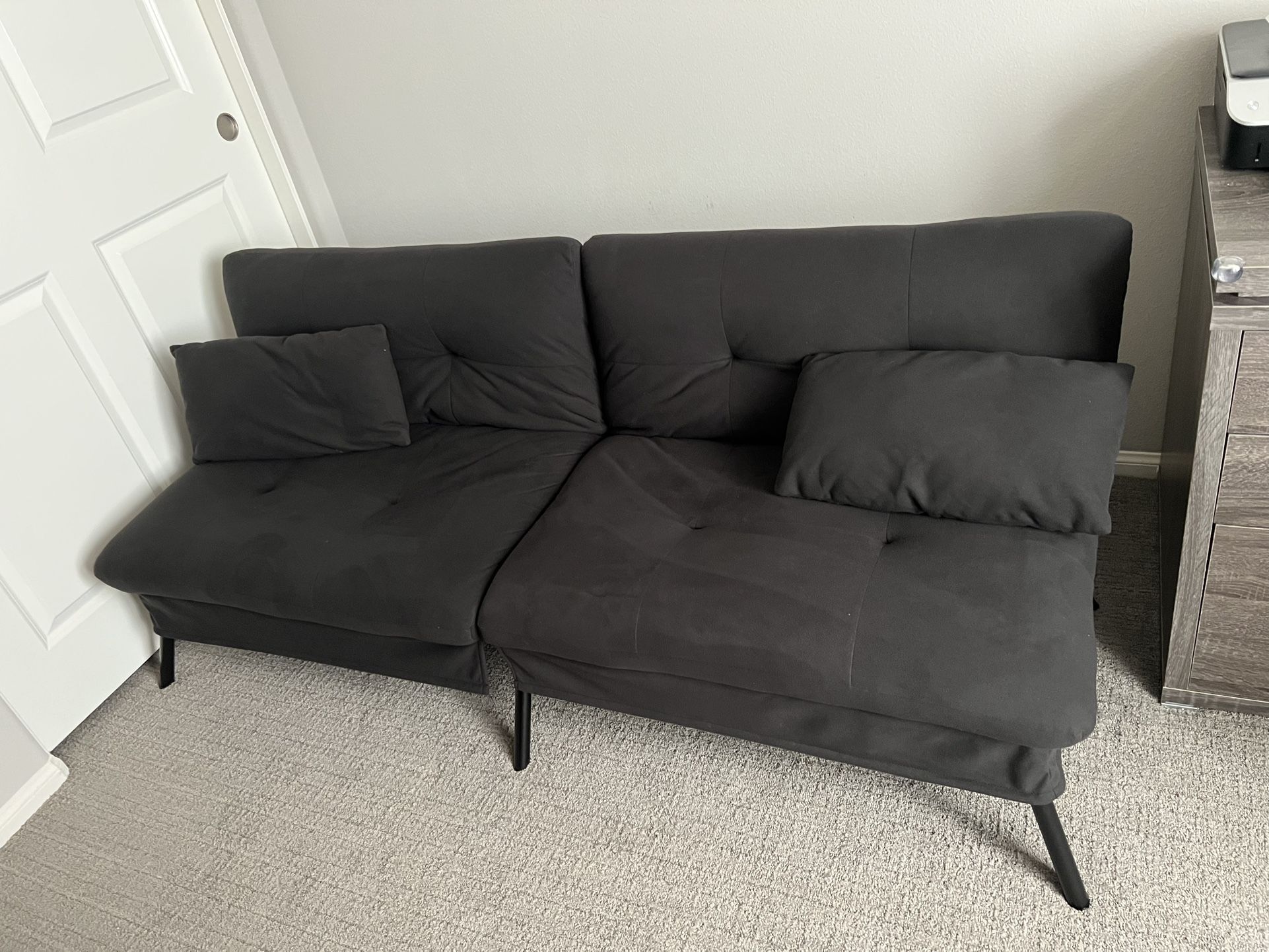 Couch/ Bed Convertible Futon