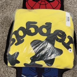 Yellow sp5der hoodie - size medium