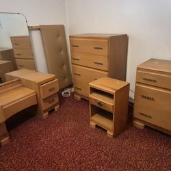 Vintage 40's 6 Piece Bedroom Set 