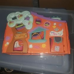 Littlest Petshop Play House