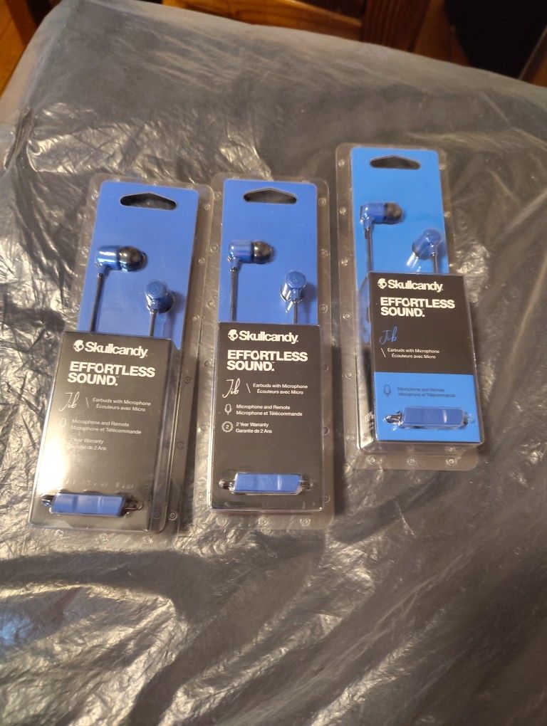 3 Skullcandy Headphones Brand New Blue